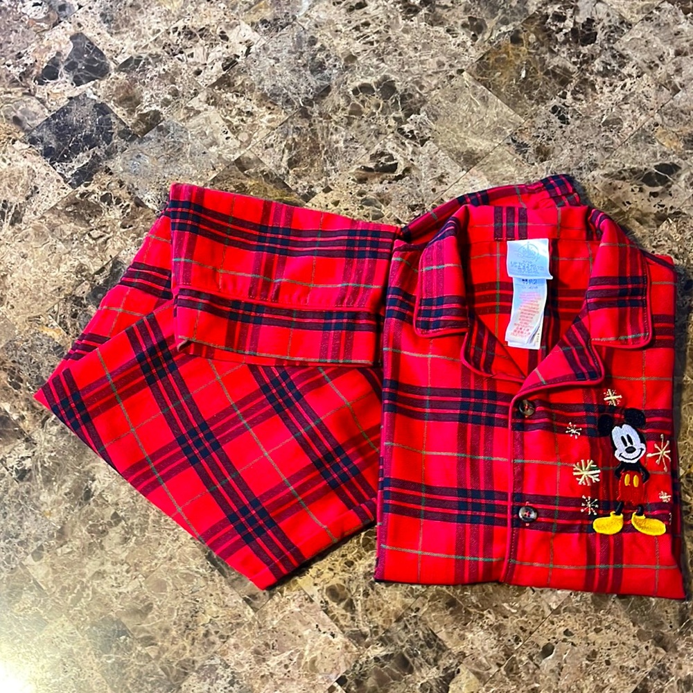 Disney Boys 2Pc Christmas Pjs 9/10 ✨